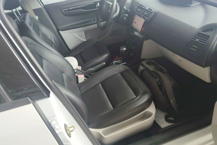 Used Citroen C-Quatre 2013 Sedan 1.6L Automatic Prestige Model Right Front Seat
