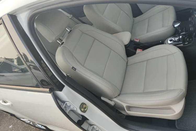 Used Citroen C-Quatre 2013 Sedan 1.6L Automatic Prestige Model Right Front Seat