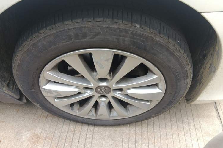 Used Citroen C-Quatre 2013 Sedan 1.6L Automatic Prestige Model Right Front Wheel Hub