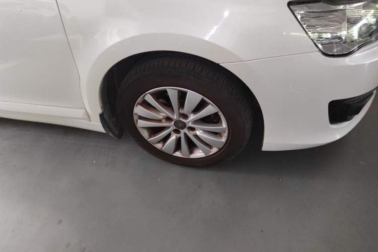 Used Citroen C-Quatre 2013 Sedan 1.6L Automatic Prestige Model Right Front Wheel Hub