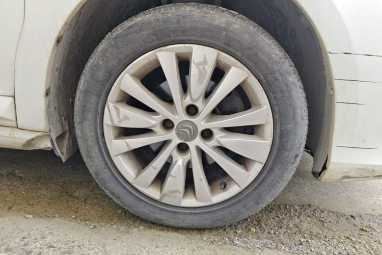 Used Citroen C-Quatre 2013 Sedan 1.6L Automatic Prestige Model Right Front Wheel Hub