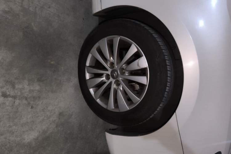 Used Citroen C-Quatre 2013 Hatchback 1.6L Automatic Enjoyment Model Right Front Wheel Hub