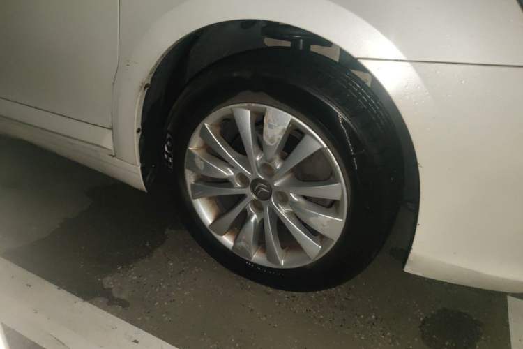 Used Citroen C-Quatre 2013 Sedan 1.6L Automatic Enjoyment Model Right Front Wheel Hub