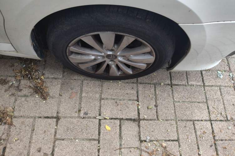 Used Citroen C-Quatre 2013 Sedan 1.6L Manual - Prestige Model Right Front Wheel Hub