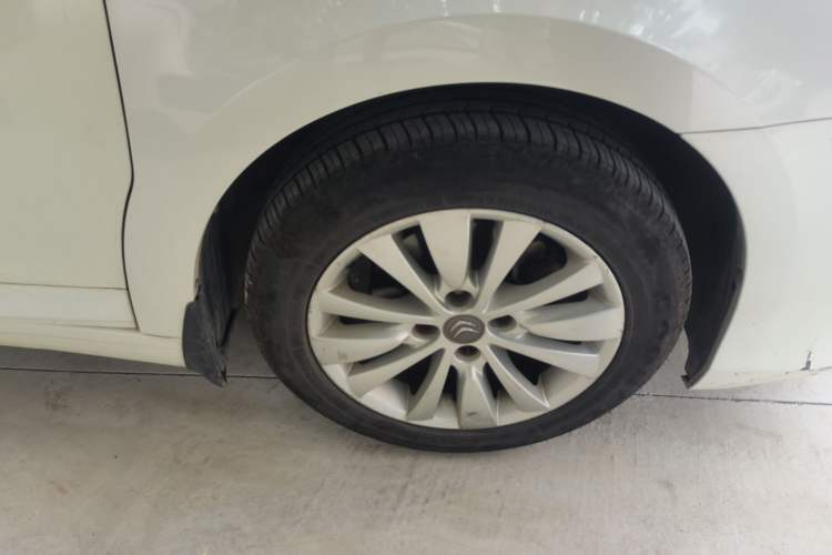 Used Citroen C-Quatre 2013 Sedan 1.6L Manual - Prestige Model Right Front Wheel Hub