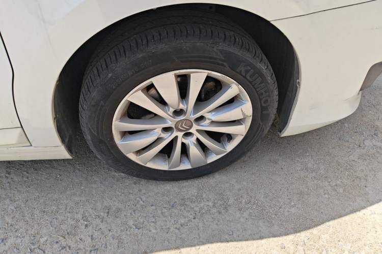 Used Citroen C-Quatre 2013 Sedan 1.6L Manual - Prestige Model Right Front Wheel Hub