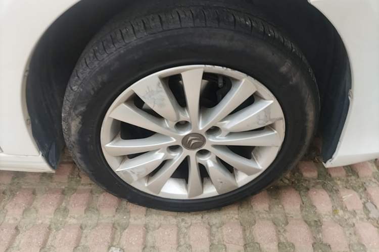 Used Citroen C-Quatre 2013 Sedan 1.6L Automatic Prestige Model Right Front Wheel Hub