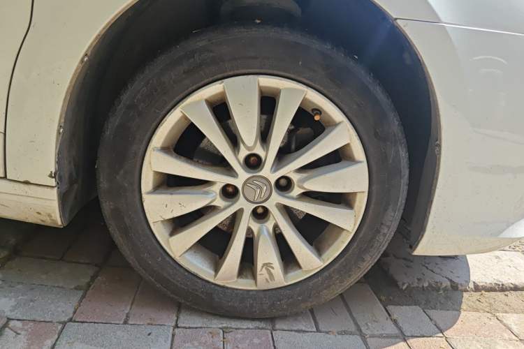 Used Citroen C-Quatre 2013 Sedan 1.6L Manual - Prestige Model Right Front Wheel Hub