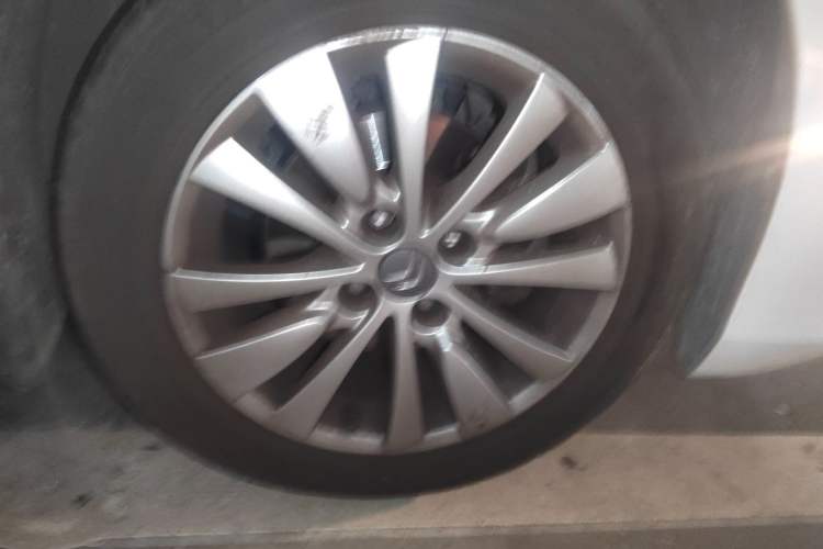 Used Citroen C-Quatre 2013 Sedan 1.6L Manual - Prestige Model Right Front Wheel Hub