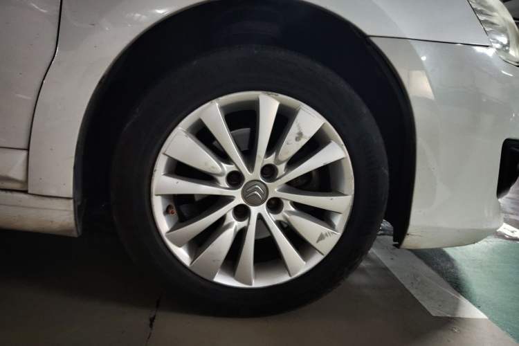 Used Citroen C-Quatre 2013 Sedan 1.6L Automatic Prestige Model Right Front Wheel Hub
