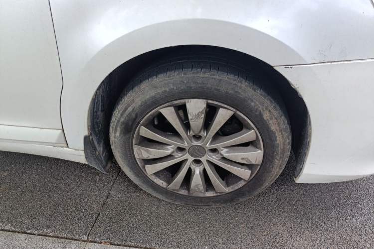 Used Citroen C-Quatre 2013 Sedan 1.6L Manual - Prestige Model Right Front Wheel Hub
