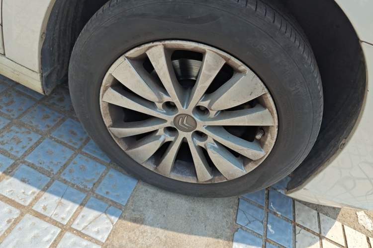 Used Citroen C-Quatre 2013 Sedan 1.6L Manual - Prestige Model Right Front Wheel Hub