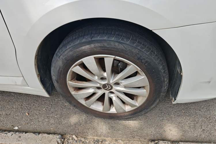 Used Citroen C-Quatre 2013 Sedan 1.6L Manual - Prestige Model Right Front Wheel Hub