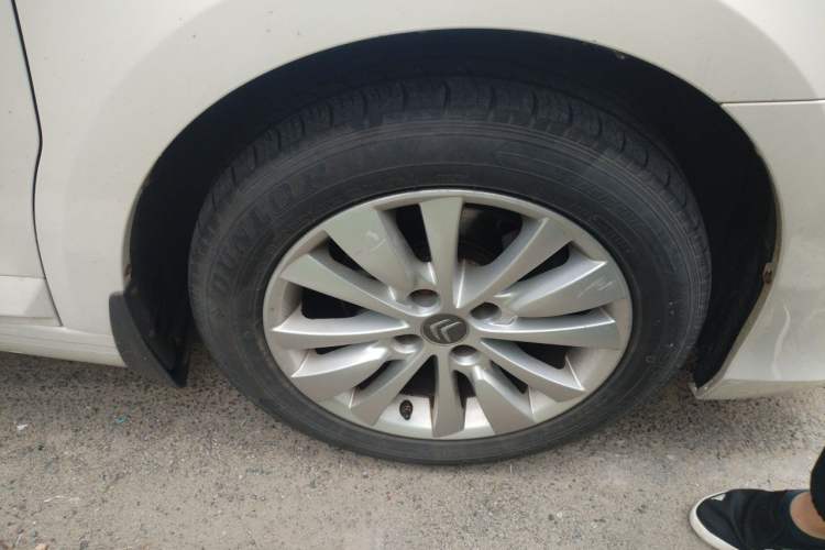 Used Citroen C-Quatre 2013 Sedan 1.6L Manual - Prestige Model Right Front Wheel Hub