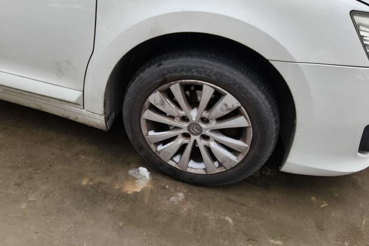 Used Citroen C-Quatre 2013 Sedan 1.6L Automatic Prestige Model Right Front Wheel Hub