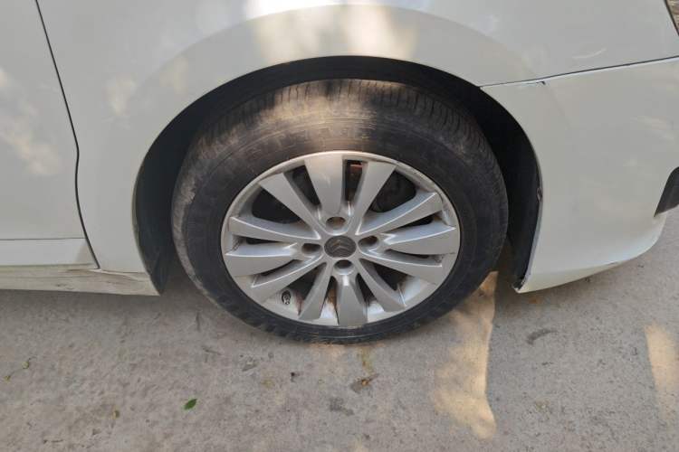 Used Citroen C-Quatre 2013 Sedan 1.6L Automatic Prestige Model Right Front Wheel Hub