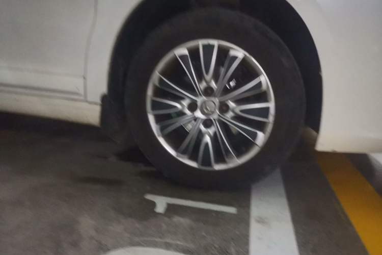 Used Citroen C-Quatre 2013 Sedan 1.6L Manual - Prestige Model Right Front Wheel Hub