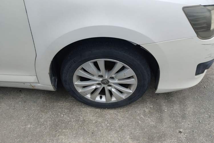 Used Citroen C-Quatre 2013 Hatchback 1.6L Automatic LeShang Model Right Front Wheel Hub