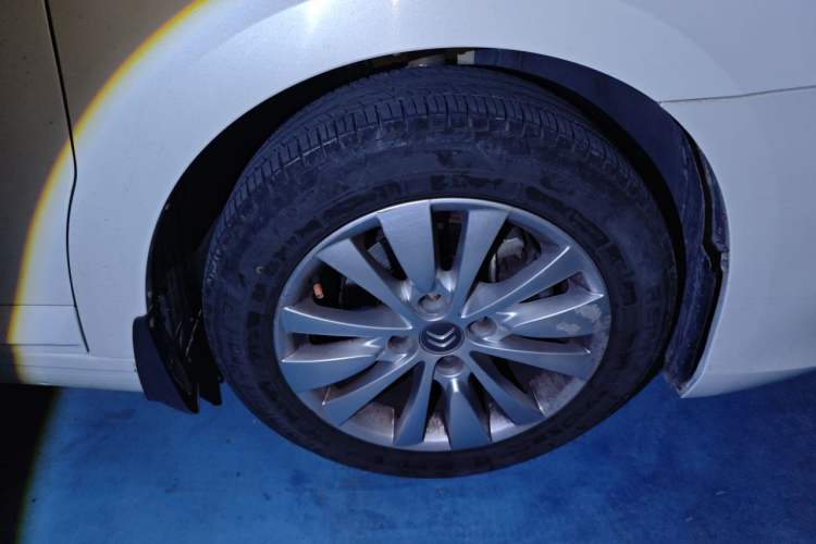 Used Citroen C-Quatre 2013 Sedan 1.6L Manual - Prestige Model Right Front Wheel Hub