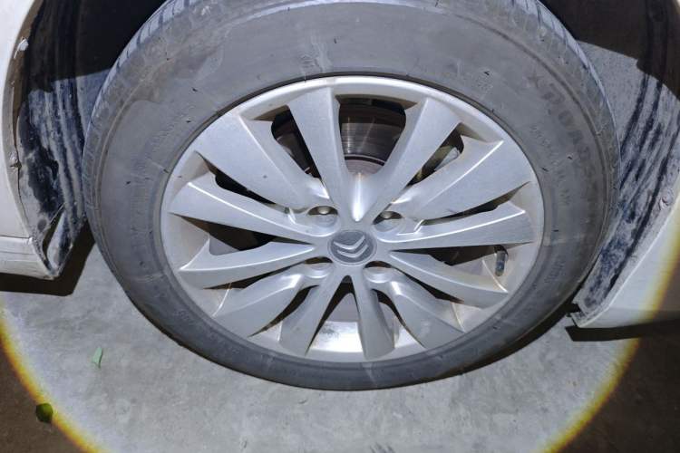 Used Citroen C-Quatre 2013 Sedan 1.6L Automatic Prestige Model Right Front Wheel Hub