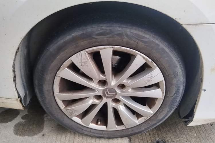 Used Citroen C-Quatre 2013 Sedan 1.6L Automatic Prestige Model Right Front Wheel Hub