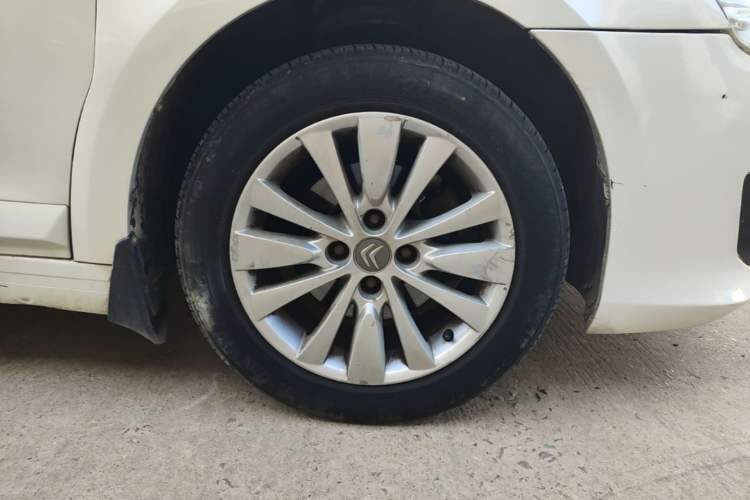 Used Citroen C-Quatre 2013 Sedan 1.6L Automatic Prestige Model Right Front Wheel Hub
