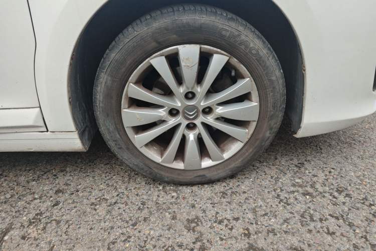 Used Citroen C-Quatre 2013 Sedan 1.6L Automatic Prestige Model Right Front Wheel Hub