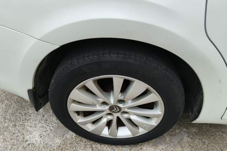 Used Citroen C-Quatre 2013 Sedan 1.6L Automatic Prestige Model Right Rear Wheel Hub