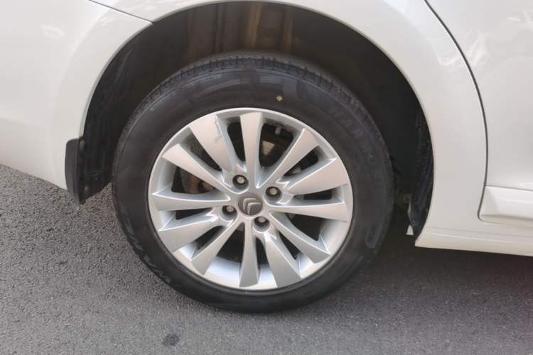 Used Citroen C-Quatre 2013 Sedan 1.6L Manual - Prestige Model Right Rear Wheel Hub