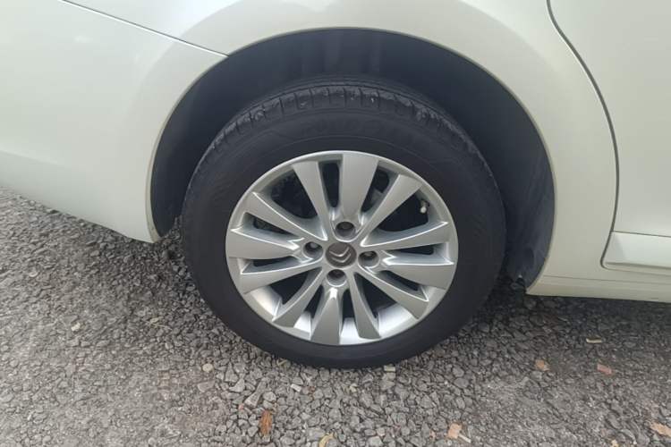 Used Citroen C-Quatre 2013 Sedan 1.6L Manual - Prestige Model Right Rear Wheel Hub