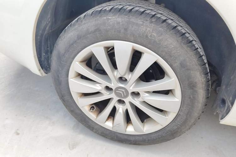 Used Citroen C-Quatre 2013 Sedan 1.6L Automatic Prestige Model Right Rear Wheel Hub