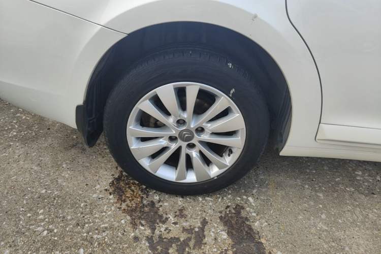 Used Citroen C-Quatre 2013 Sedan 1.6L Automatic Prestige Model Right Rear Wheel Hub