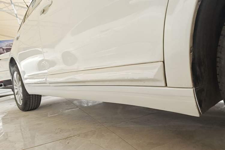 Used Citroen C-Quatre 2013 Hatchback 1.6L Automatic LeShang Model Right Side Sill