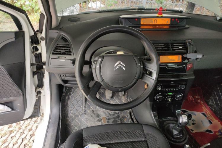 Used Citroen C-Quatre 2013 Sedan 1.6L Manual - Prestige Model Steering Wheel