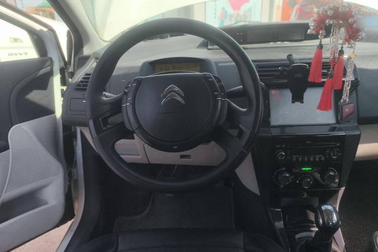Used Citroen C-Quatre 2013 Sedan 1.6L Manual - Prestige Model Steering Wheel