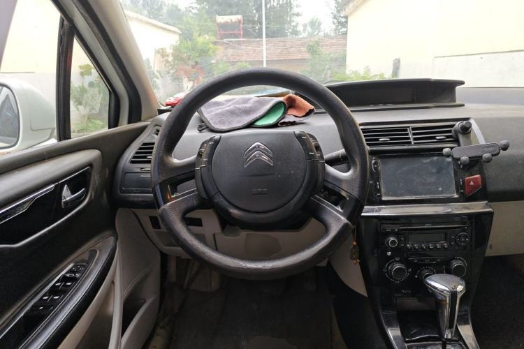 Used Citroen C-Quatre 2013 Sedan 1.6L Automatic Prestige Model Steering Wheel