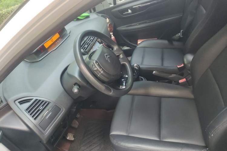 Used Citroen C-Quatre 2013 Sedan 1.6L Manual - Prestige Model Steering Wheel