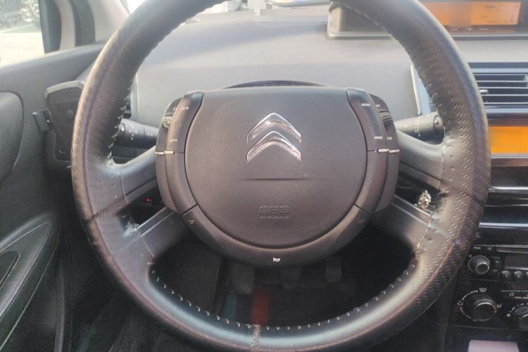 Used Citroen C-Quatre 2013 1.6L Manual Prestige CNG Model Steering Wheel