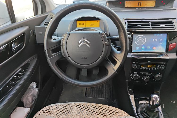 Used Citroen C-Quatre 2013 Sedan 1.6L Manual - Prestige Model Steering Wheel