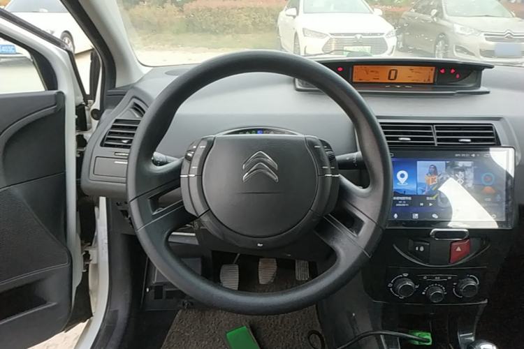 Used Citroen C-Quatre 2013 Sedan 1.6L Manual - Prestige Model Steering Wheel
