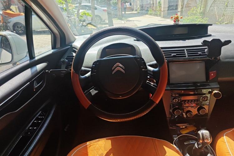 Used Citroen C-Quatre 2013 Sedan 1.6L Manual - Prestige Model Steering Wheel