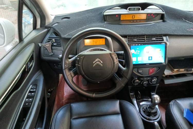 Used Citroen C-Quatre 2013 1.6L Manual Prestige CNG Model Steering Wheel