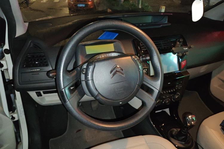 Used Citroen C-Quatre 2013 Sedan 1.6L Manual - Prestige Model Steering Wheel