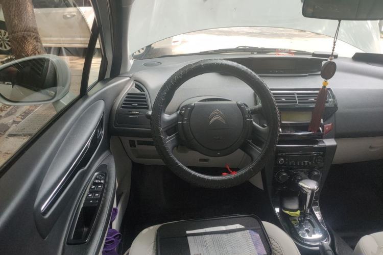 Used Citroen C-Quatre 2013 Sedan 1.6L Automatic Prestige Model Steering Wheel