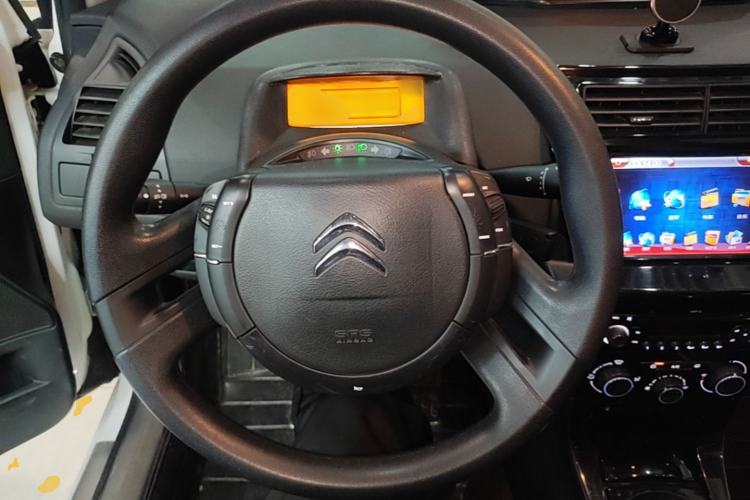 Used Citroen C-Quatre 2013 1.6L Manual Prestige CNG Model Steering Wheel