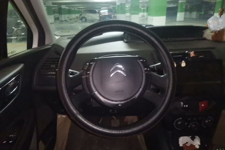 Used Citroen C-Quatre 2013 Sedan 1.6L Manual - Prestige Model Steering Wheel