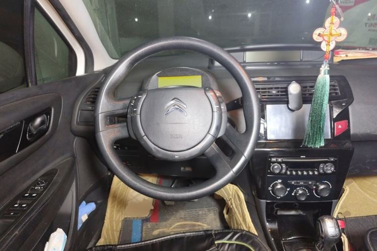 Used Citroen C-Quatre 2013 1.6L Manual Prestige CNG Model Steering Wheel