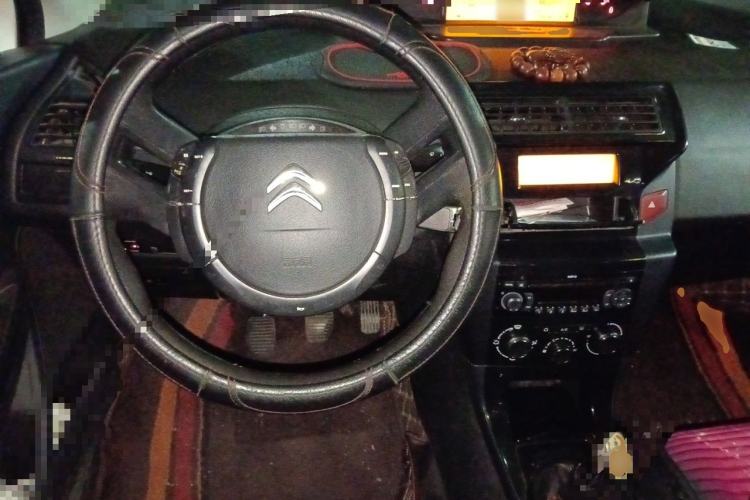 Used Citroen C-Quatre 2013 1.6L Manual Prestige CNG Model Steering Wheel