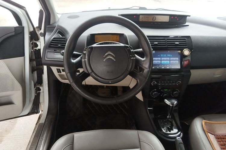 Used Citroen C-Quatre 2013 Sedan 1.6L Automatic Prestige Model Steering Wheel