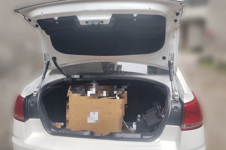 Used Citroen C-Quatre 2013 1.6L Manual Prestige CNG Model Trunk